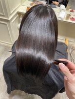 ロロ(ro-ro)&nbsp;【恵比寿 ro-ro】鶴田限定メニュー髪質改善トリートメント