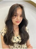 オリーブグレージュ韓国風レイヤーくびれ巻きワンホンヘアー