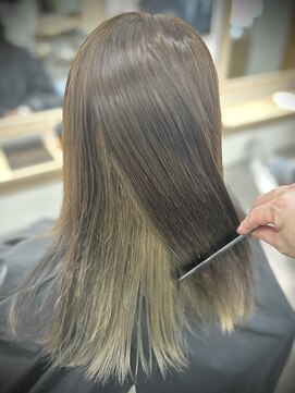 リノショアーズ 元町店(RINOSHORES) 透明感抜群♪20代30代インナーカラーブリーチオリーブグレージュ