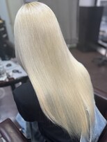 テテ(TETE) 究極のホワイトブロンド