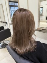 グレージュカラー