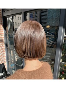 オーガニック アトリエ 大宮(organic+atelier) 白髪ぼかし/30代40代50代/大人ショート/グレージュ