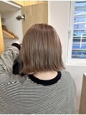 ミルクティーベージュ切りっぱなしボブ