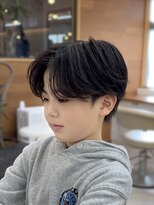 リンダ(LYNDA)&nbsp;センターパート/毛流れ/フェザーパーマ