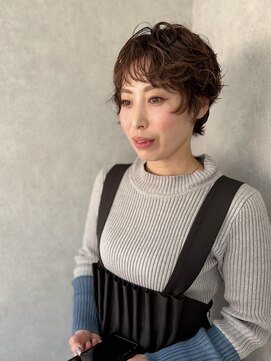 ニュイ(nui+) ショートパーマ