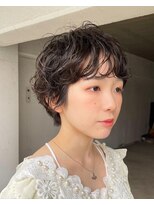 ナループロア ルームー(Nalu pu loa ROOMOO) ショートパーマ
