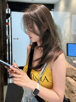シティ オモテサンドウ(CITY omotesando)&nbsp;レイヤーカット ハイレイヤー バタフライカット オリーブ tr