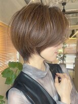 カルネ(Karne) 大人可愛いくびれショート