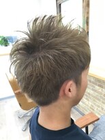 ヘアーリゾートディアーズ (Hair Resort Dears) ソフトモヒカン× Wカラー