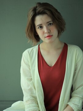 グラス(grass) ボブ 束感　透明感 トレンドベージュカラー