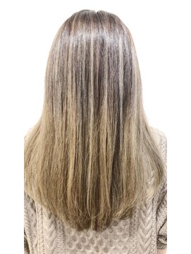 モモ(MOMO) 田村実沙稀のオリジナルカラーリング4