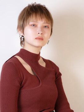 トニーアンドガイ 青山表参道店(TONI&GUY) 前髪マッシュ気味のショートウルフ