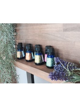 【尻手駅すぐ♪徒歩10秒!】精油を調合した温かいクリームでマッサージ♪髪、頭皮の疲れをリセット。