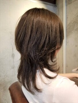 ヘアサロン レゴリス(hair salon REGOLITH) 『 軽い質感ウルフスタイル☆　毛先巻くだけの簡単スタイル 』