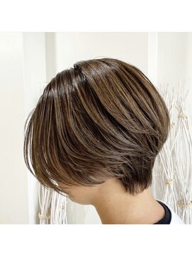 ループ(LOOP) ハンサムショート【ハイライトカラー】