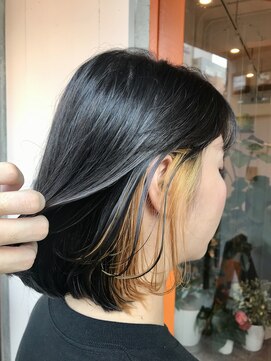 ココ スムス(coco sumusu) イヤリングカラー×ぎりくくれる長さ