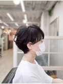 くせ毛を生かしたショートボブ　耳かけ　30代40代50代
