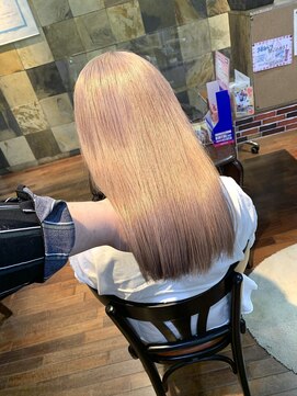 ヘアークリアー 獨協大学前店 ホワイトシチューカラー