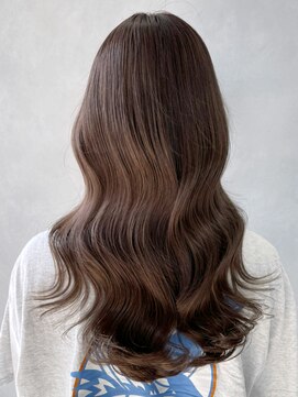 アイティーバイアルバム 下北沢店(IT by ALBUM) くびれヘアロング_グレージュカラーボブウルフ_ba418342