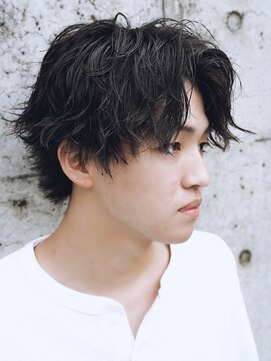 アルファ 新宿(alpha) サーフカール/ 刈り上げセンターパート/ブルーブラック[新宿駅]