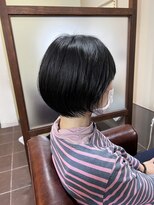 ハピネス クローバー 学園前店(Happiness CLOVER)&nbsp;丸みショート/前髪/顔周りカット/濱崎優/白髪ぼかし