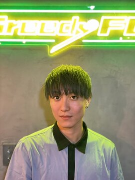 グリーディーフォックス 三軒茶屋(GreedyFOX) 波巻き/マッシュパーマ/ウルフ/ハイライト<理容室>三軒茶屋