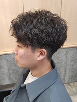 ニアウ 伊勢崎連取店(Niau)&nbsp;アップバング波巻きツイストスパイラルパーマメンズ