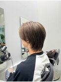 <オバマ>爽やかナチュラルマッシュウルフにオリーブカラー