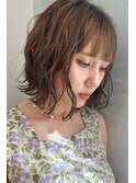 ベージュ ボブ