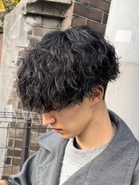 フィフス トウキョウ (fifth TOKYO) ルーズパーマ緩め波巻きツイストスパイラルパーマメンズ刈り上げ