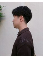 ヒントステーション フォーメンズ(HINTSTATION for Men's)&nbsp;〈浅草 半個室〉 センターパート/毛流れmixパーマ