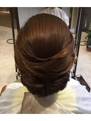 シニヨン アレンジ