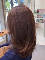 バーグ ドゥ(Bague deux) ローレイヤーアッシュブラウン