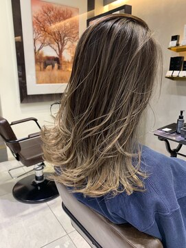 トルネード(TORNADO) 極細ハイライトバレイヤージュエアータッチ