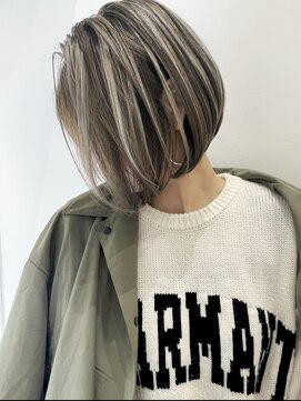 トルネード(TORNADO) 外国人風ハイライト 前下がりボブ ハイライトボブ  t430