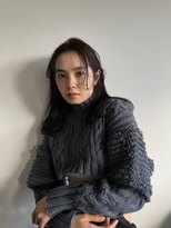 エイチ(H) ミルクティーグレージュショートウルフレイヤーカットクラゲヘア