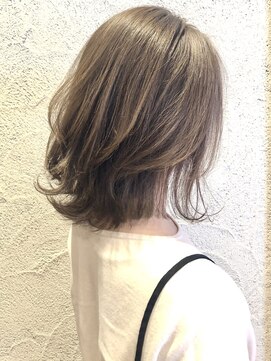 コレット(COLLET) 大人のミディアム×ふんわりレイヤー_エアリーミディ _黒髪