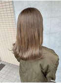 寒色ベージュ