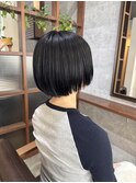 黒髪ショートボブ