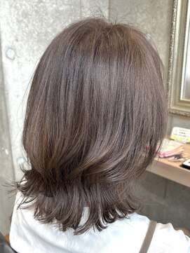 アヤラグランスパ 船橋店(AyaLA GRAN SPA) 【福田隆晃】くびれヘア/白髪ぼかしカラー/レイヤーカット