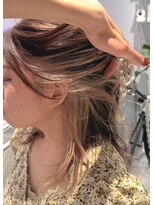 ヴァイス 新宿店(VAICE)&nbsp;White beige