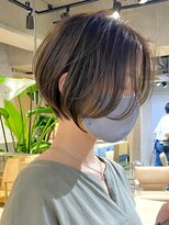 エリマ 武蔵小杉(elima)&nbsp;武蔵小杉大人ショートボブカット丸みレイヤーベージュカラー30代