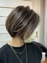 ハーツ(Heart's)&nbsp;白髪ぼかし脱白髪染め似合わせショートボブ40代50代60代