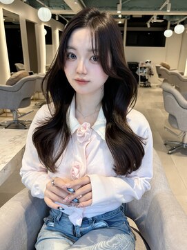 マインバイアフロートギンザ(MYNE by AFLOAT GINZA) レイヤーカット/顔周りカット/くびれヘア/韓国ヘア