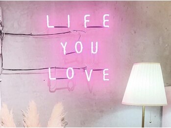 エクラ(ECLAT)の写真/お洒落な店内が自慢の《ECLAT》★洗練された技術と上質な空間で、あなただけの特別な時間を【原宿/表参道】