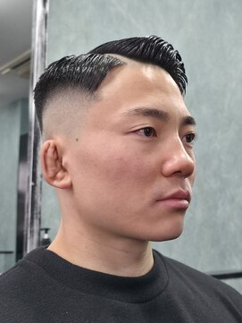 クラシック シザーズ(Classic SCISSORS) スキンフェード/ラインアップ/メンズ/BARBER