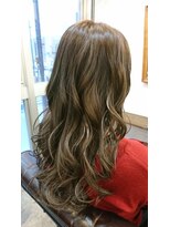 ディル(DILL)&nbsp;プラチナアッシュカラー