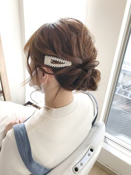 ロカット サロン(Roquat Salon) カジュアルシニヨンアレンジ【ヘアアレンジ　立川/立川南/袴】