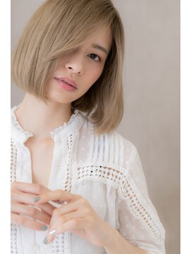 カバーヘア ブリス 上尾西口店(COVER HAIR bliss) クールなホワイトカラー♪アシンメトリーボブZ上尾10代20代30代