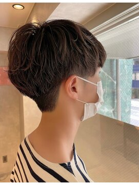 アイディール 心斎橋店(:ideal) 20代30代40代☆直毛でも、くせ毛風パーマでマッシュショート☆